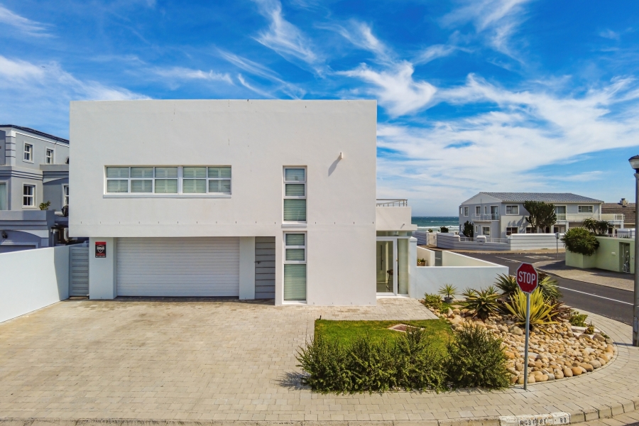 5 Bedroom Property for Sale in Melkbosstrand Central Western Cape